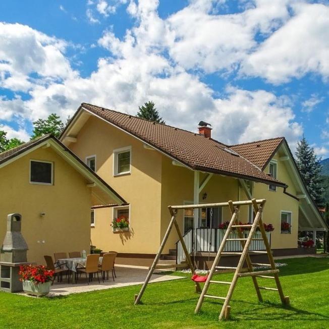 Apartmaji Cujez Recica ob Savinji Bagian luar foto
